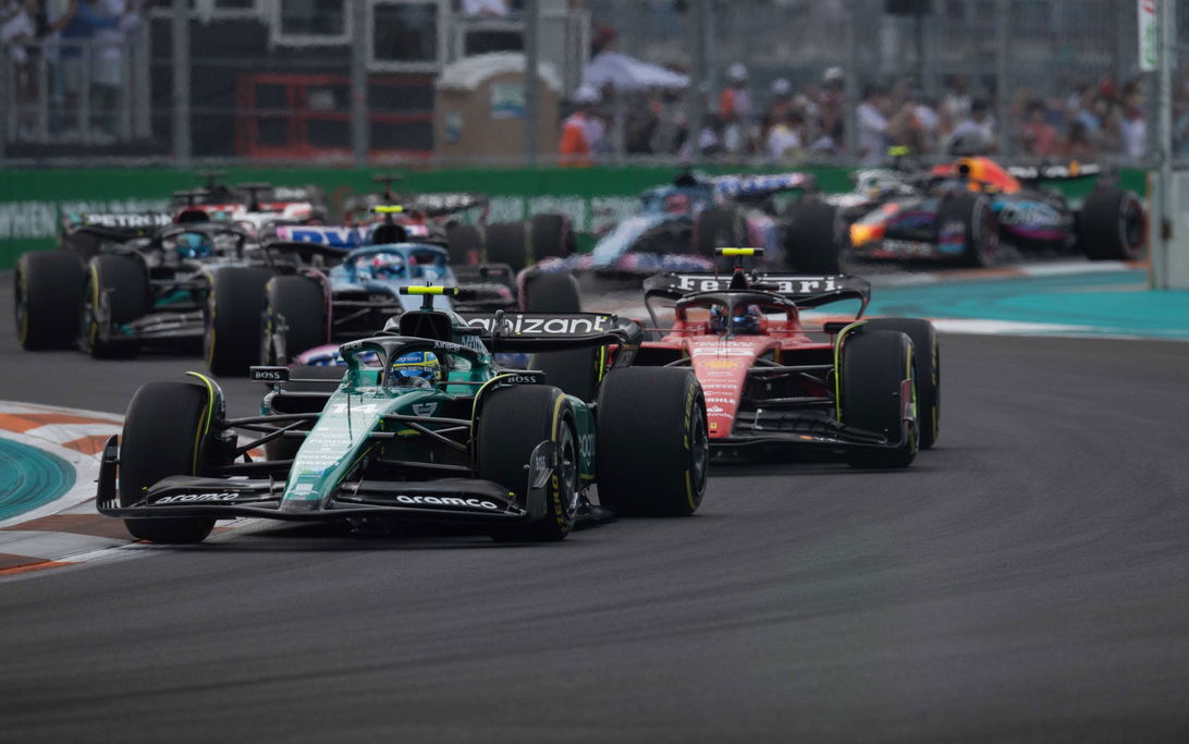 F1 sprint race start time schedule