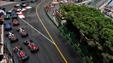 Video: Drama Perez duurt voort: Mexicaan rijdt voorvleugel kapot tijdens GP Monaco