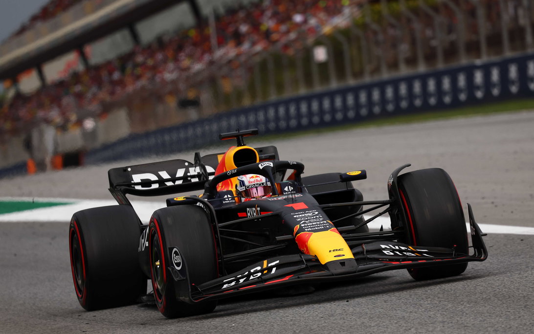 Verstappen GP Spanje 2023 pit exit