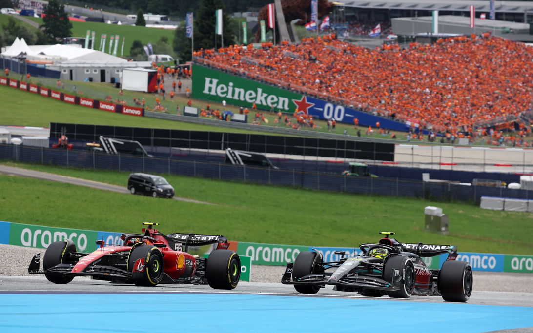 Ferrari Mercedes 2023