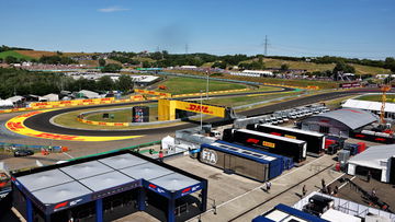 What time does the 2023 F1 Hungarian GP start today?