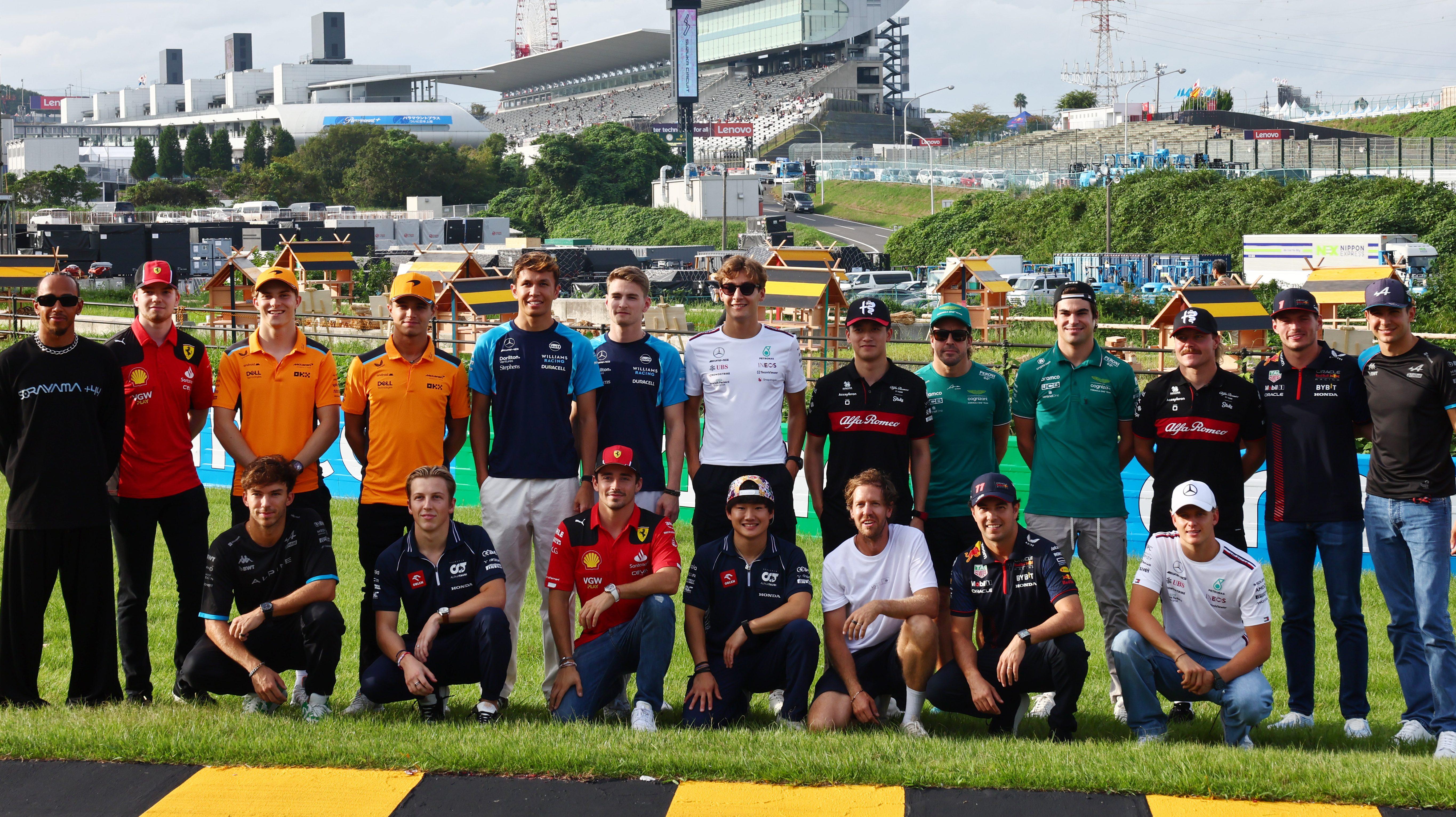 Drivers Vettel Bee buzzing corner Japan