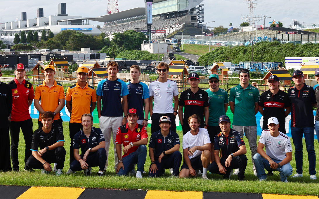 Drivers Vettel Bee buzzing corner Japan