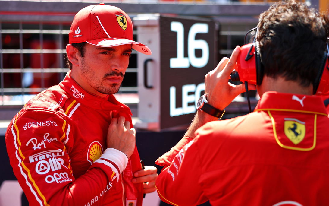 how do f1 drivers pee during a race