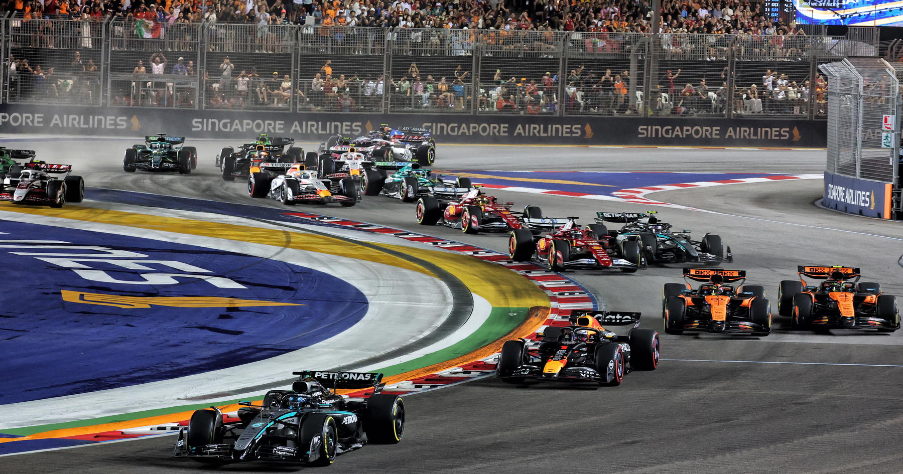 Start time of 2026 F1 Singapore Grand Prix Sprint Qualifying today