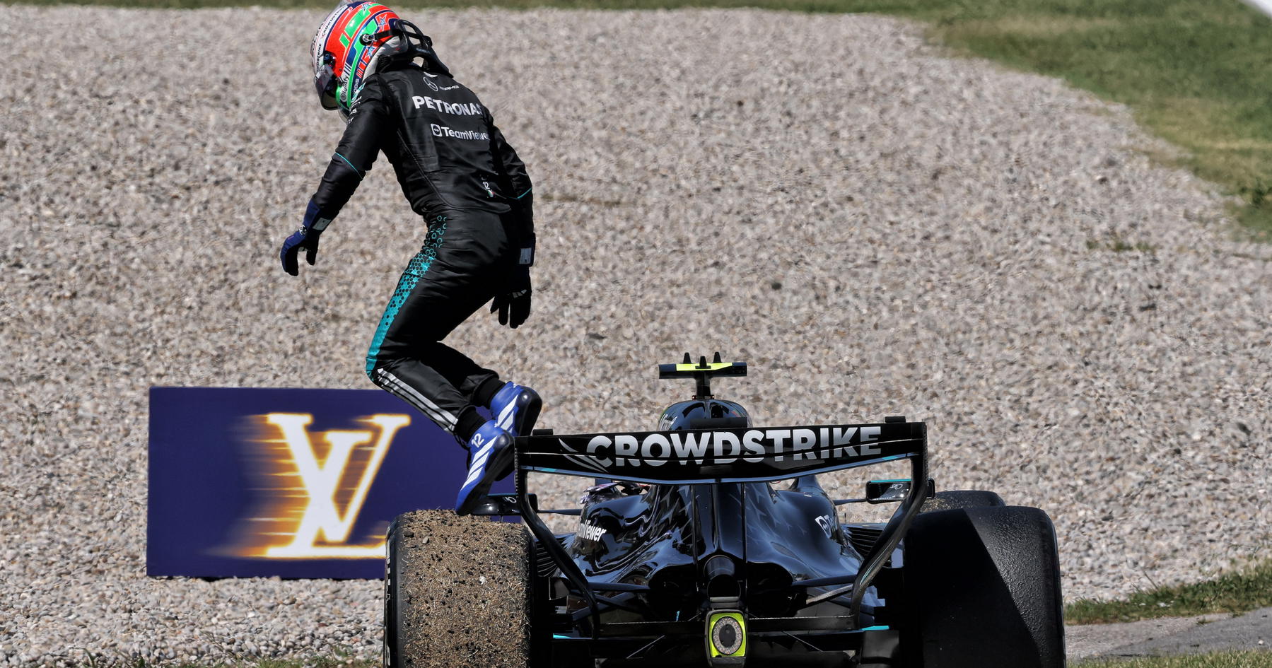 Mercedes reveal cause of title-damaging Kimi Antonelli retirement