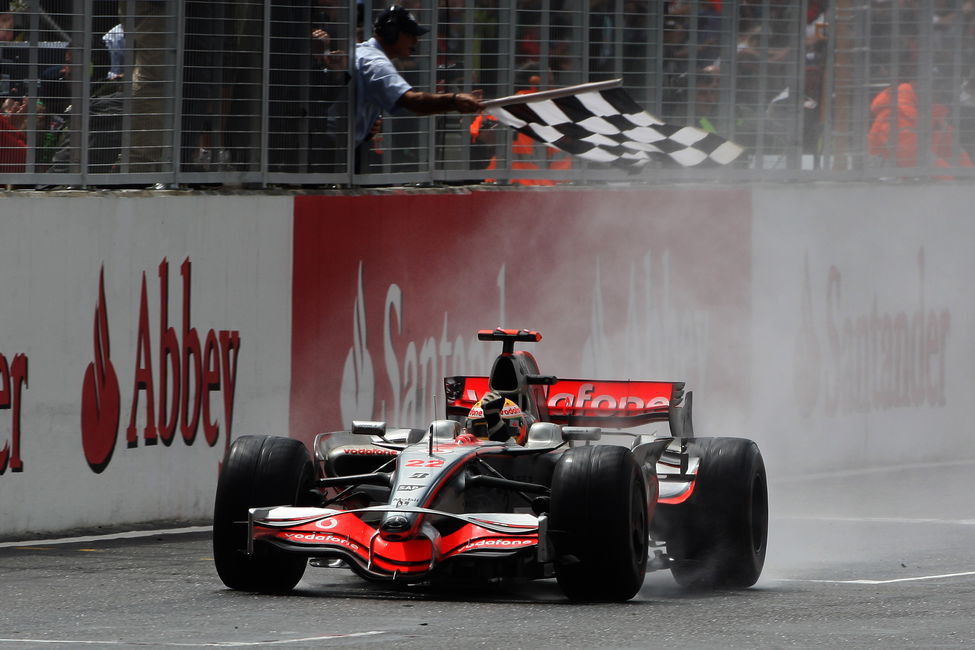 Hamilton wint in Silverstone 2008