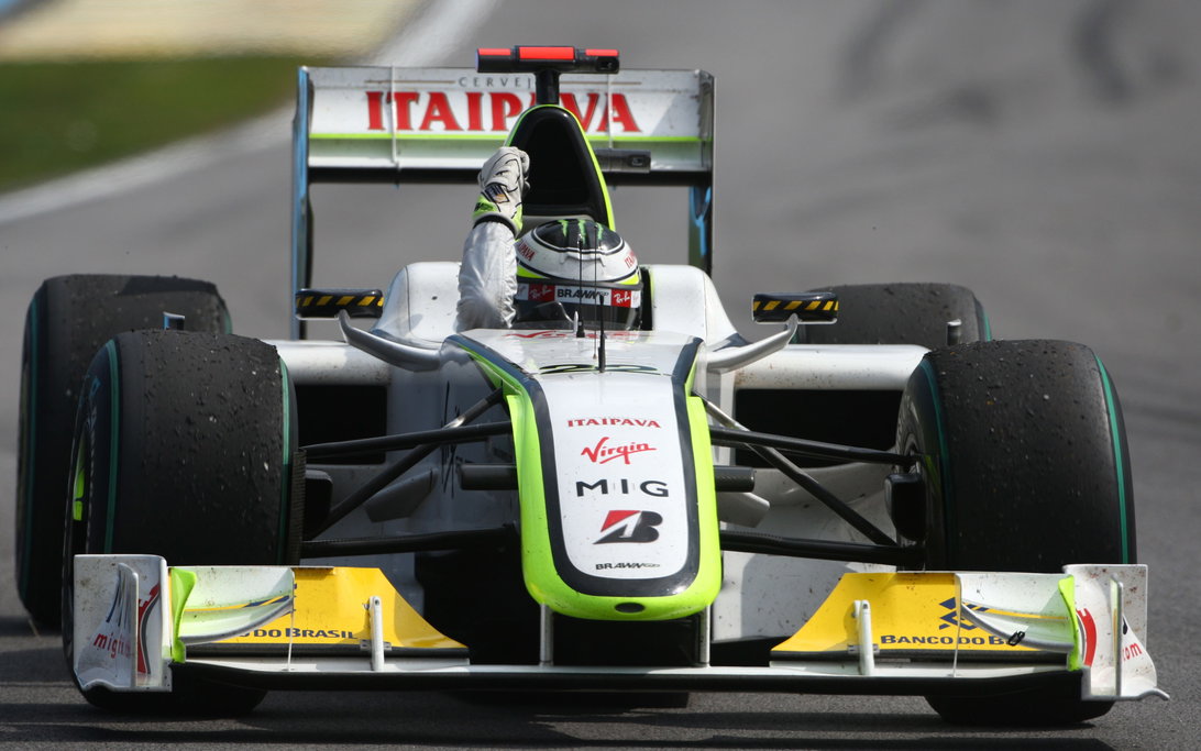 Jenson Button se reunirá com carro da Brawn que lhe deu o título de 2009