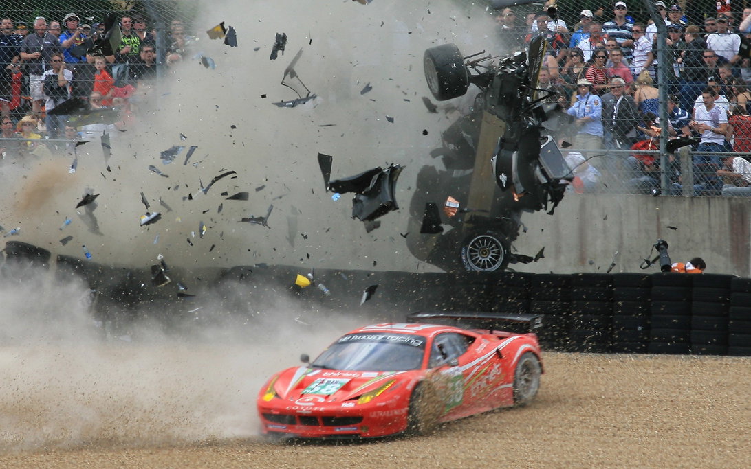 McNish crash 2011