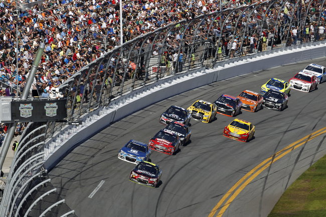 How fast do NASCAR cars go