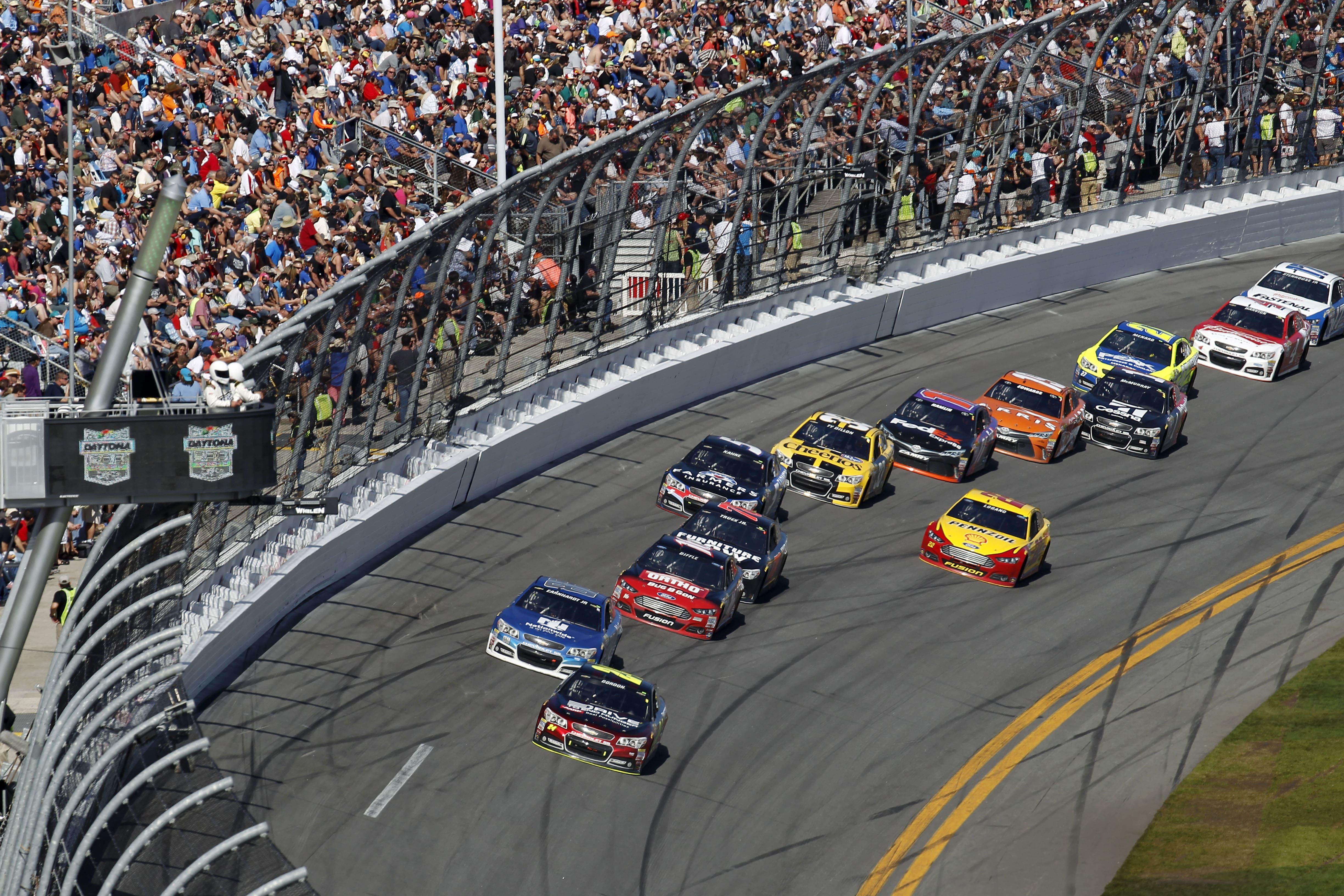 How fast do NASCAR cars go