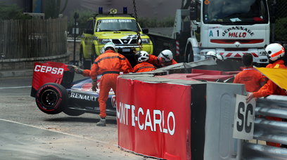 Verstappen Grosjean crash 2015
