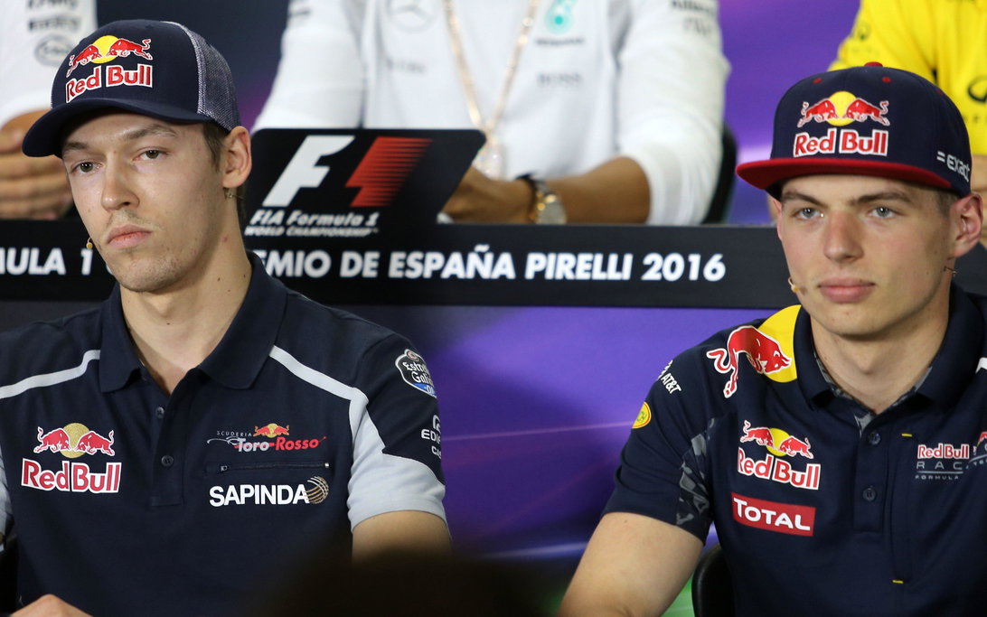 Verstappen Kvyat 2016 switch Spain