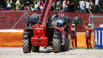 Verstappen niet pijnvrij tijdens historisch F1-moment: "Dat merkte ik wel toen ik uitstapte"