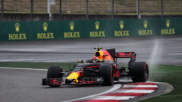 Verstappen blikt terug op epische openingsronde in China
