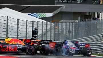 GP van Oostenrijk binnen een ronde klaar voor Verstappen