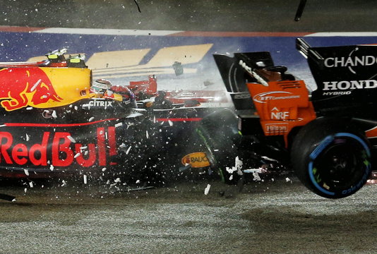 Singapore 2017 startcrash