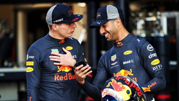 Ricciardo met stip op één als Red Bull-teamgenoot Verstappen