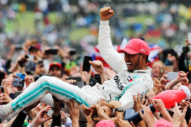 Hamilton wint op Silverstone in 2019