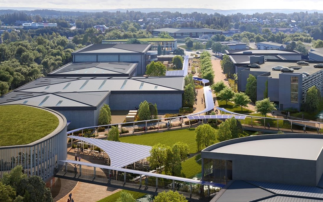 05 Mercedes AMG F1 Factory Brackley