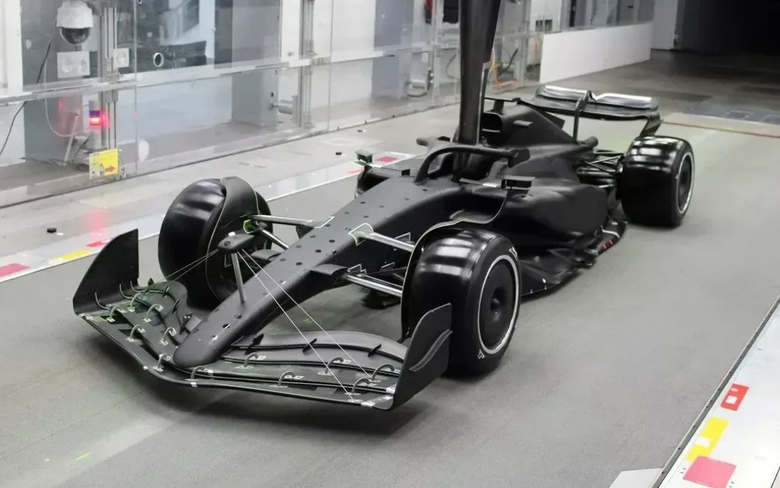 Wind tunnel model in toyota co 2