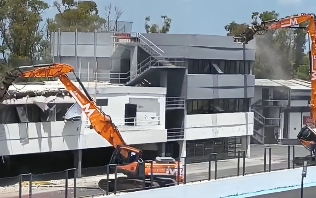 Construction work Buenos Aires circuit