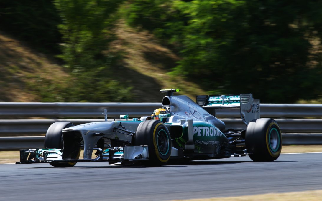 Mercedes W04