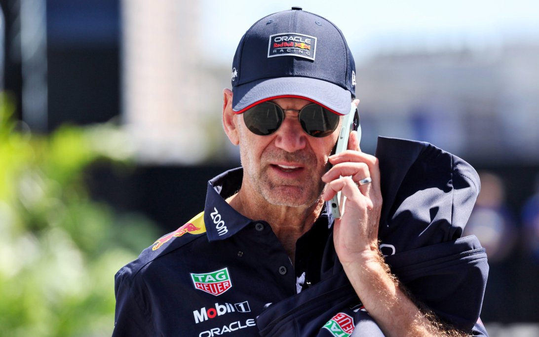 Newey Phone