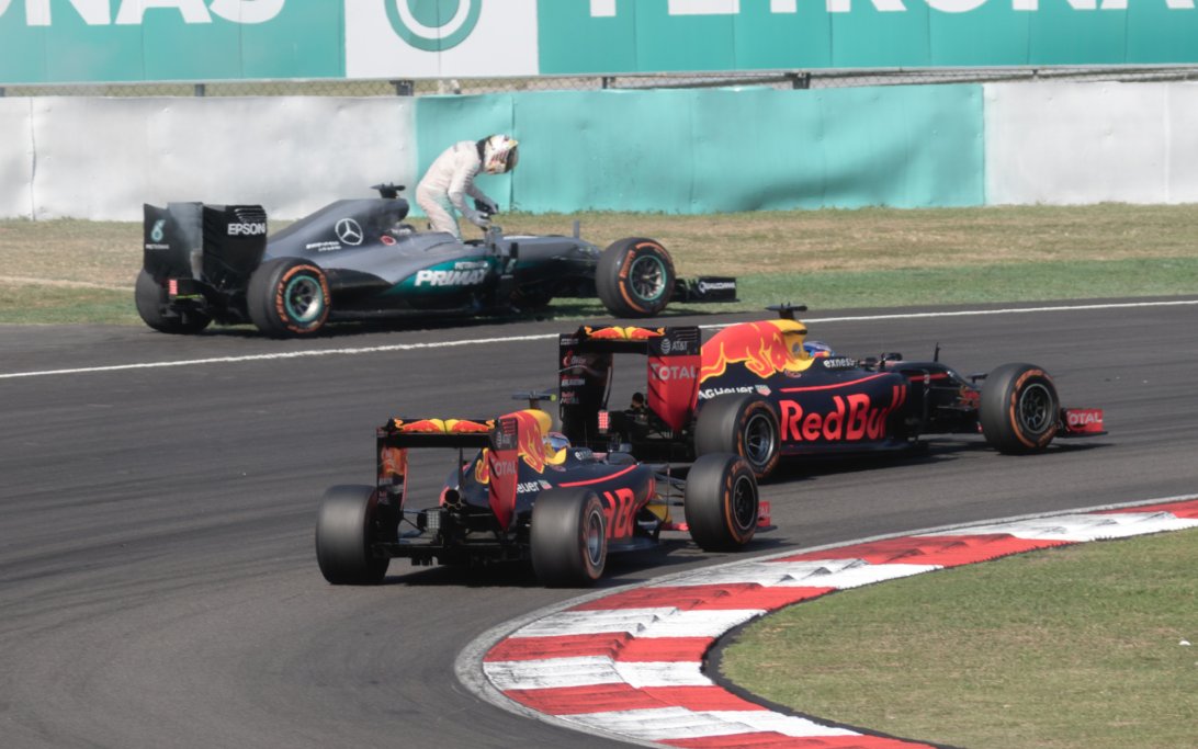Red Bull duo and Lewis Hamilton 2016 Malaysia Race