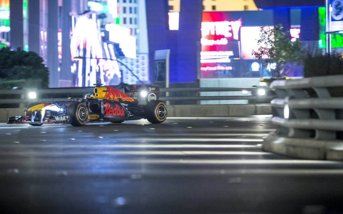 Hoe laat begint de F1 Grand Prix van Las Vegas Tijden RacingNews365 Hoe laat begint de F1 Grand Prix van Las Vegas Tijden RacingNews365