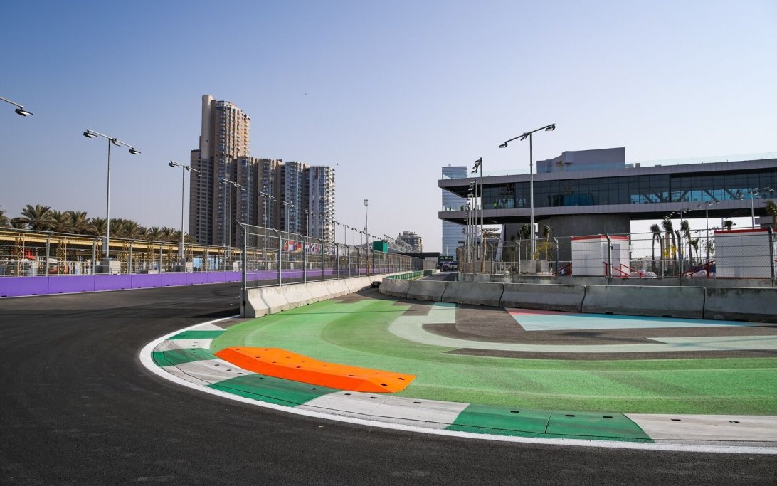 Large 2021 Saudi Arabian Grand Prix Thursday1