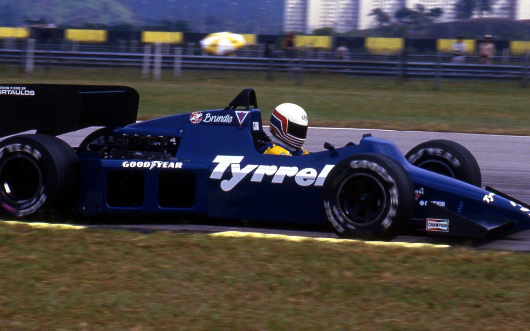 Tyrrell 012 Martin Brundle 1985 Brazil