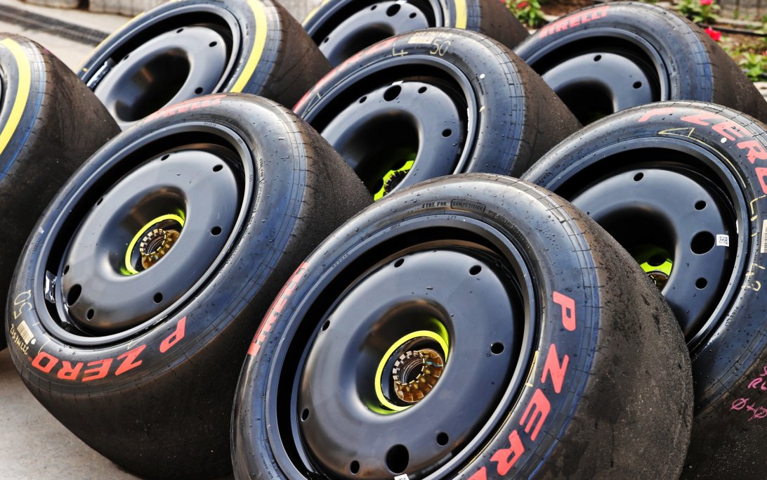 Pirelli tyres Bahrain 2022