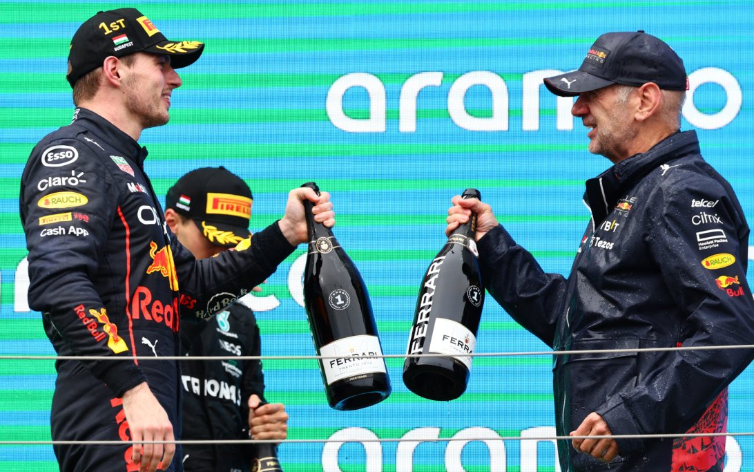 Newey Verstappen Hungary 2023