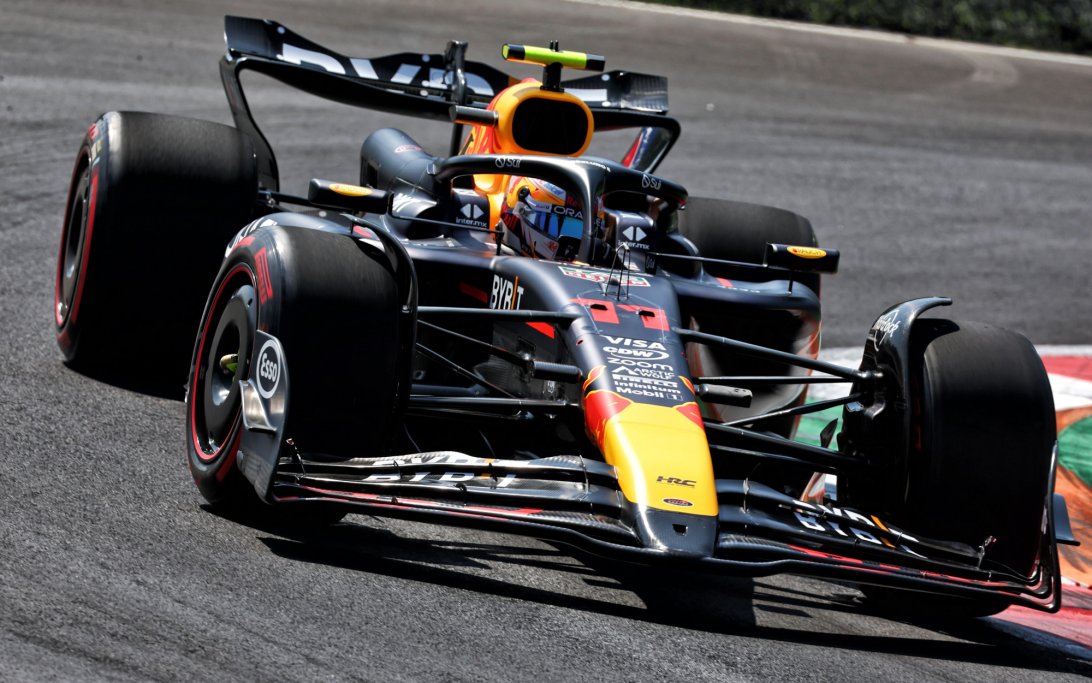 XPB 1301900 Hi Res 1