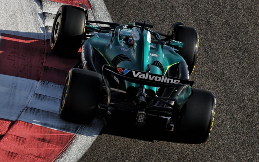 Aston Martin Abu Dhabi test 2025