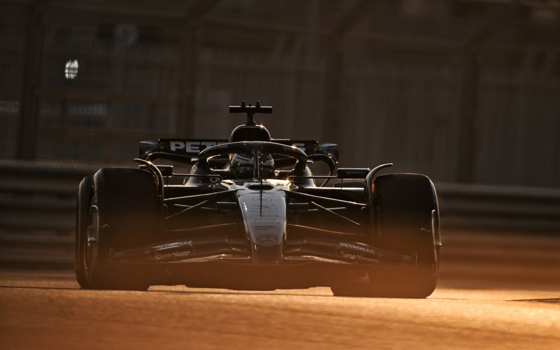 Vesti Merc Abu Dhabi test 2025