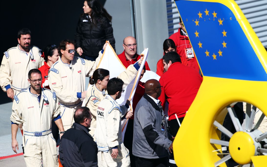 Fernando Alonso testing crash 2015 helicopter