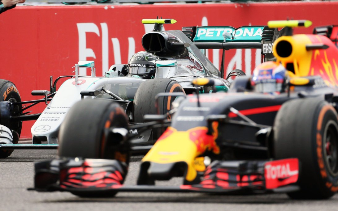 Rosberg Verstappen 2016