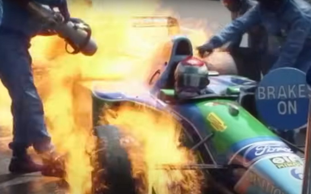 Verstappen pitfire screenshot