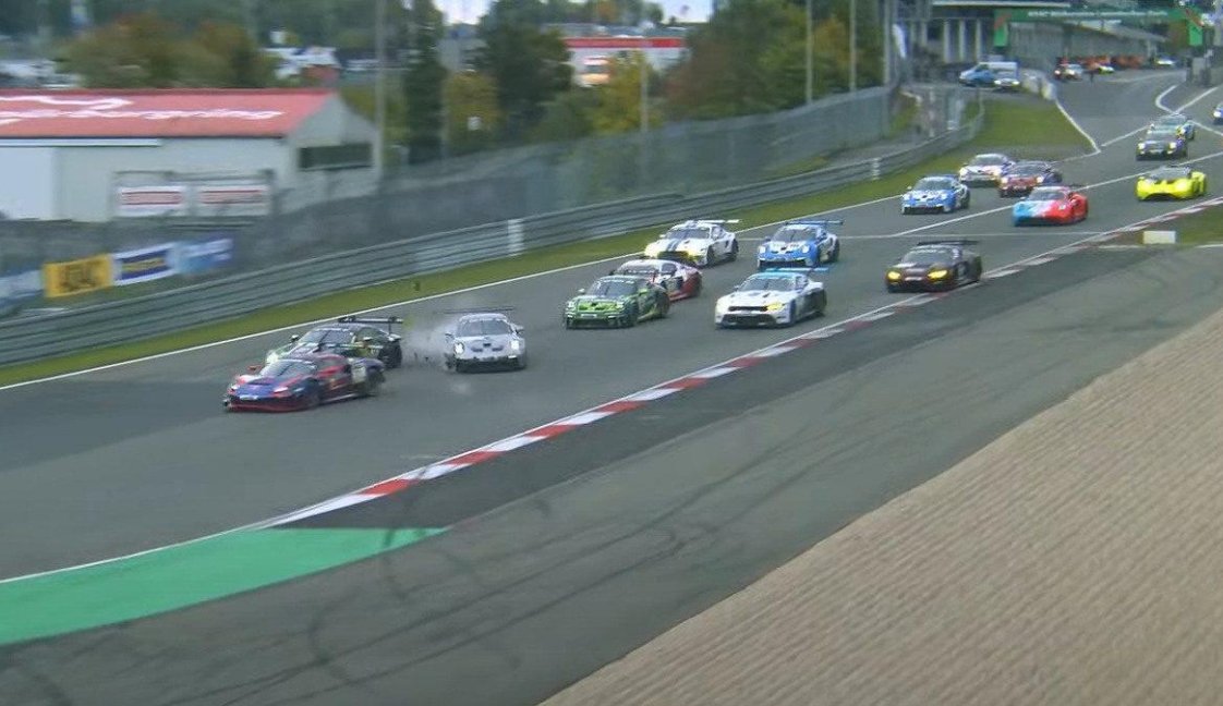 Verstappen NLS start screenshot