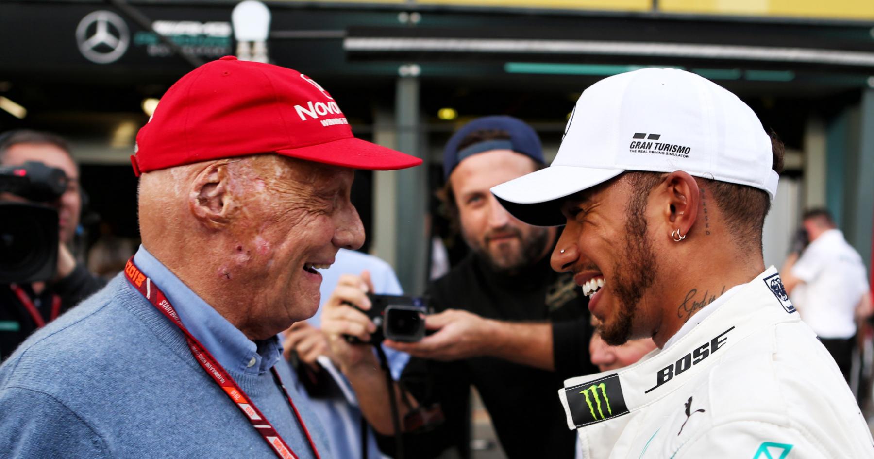 Lewis Hamilton unveils stunning Niki Lauda tribute helmet for Italian GP