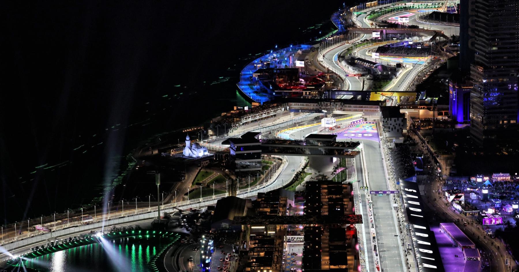 Hoe laat begint de Formule 1 race GP SaoediArabië 2023? RacingNews365 Hoe laat begint de Formule 1 race GP SaoediArabië 2023? RacingNews365
