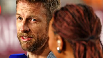 Button pleit tegen Mercedes-move Verstappen: "Vraag is of hij dat kan laten werken"