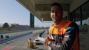 Video: Ricciardo and Norris give behind-the-scenes insight into Barcelona test