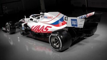 Video: Haas take VF21 for Bahrain shakedown