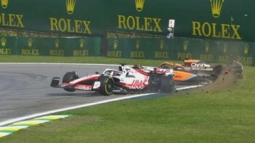 Video: Perez tikt Verstappen aan, Ricciardo schakelt Magnussen uit bij start GP Brazilië