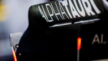 AlphTauri rear wing
