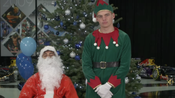 Verstappen and Ricciardo's festive Christmas challenge!