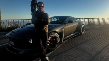 Alonso pronkt met krankzinnige supercar van 2,5 miljoen